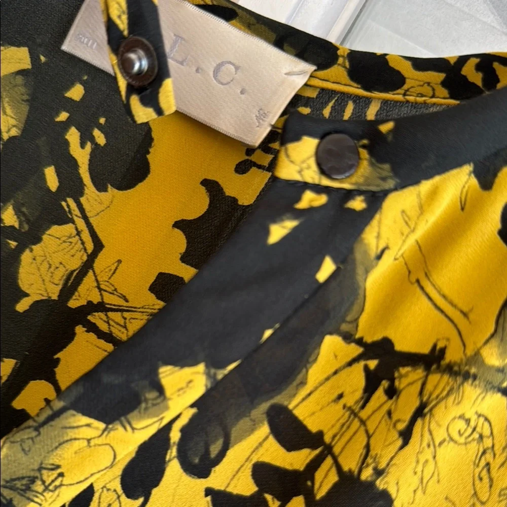 A.L.C. Black and Gold Patterned Blouse XS 100% Washed Silk - Picture 7 of 13